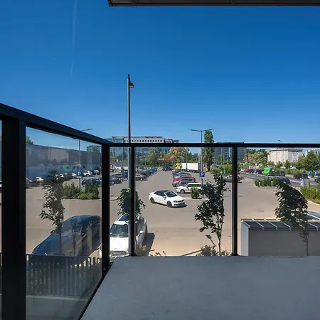 Klimatyzowany Z Parkingiem We Wroclawiu By Renters Prestige