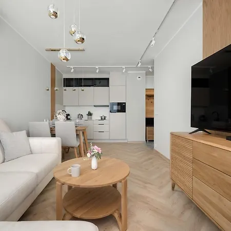 Klimatyzowany Z Parkingiem We Wroclawiu By Renters Prestige * 브로츠와프